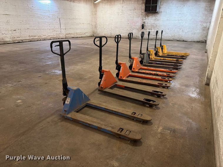 image for item FK4624 (8) pallet jacks