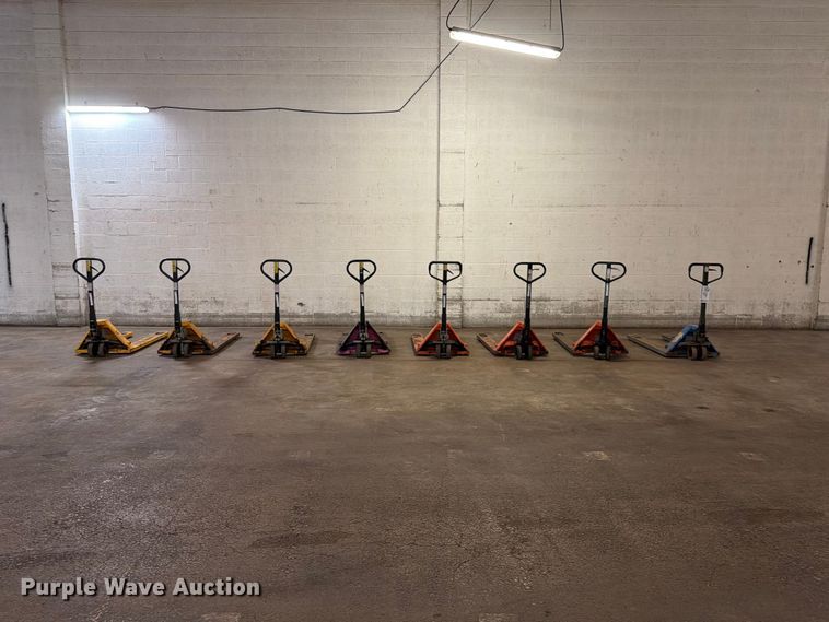 image for item FK4624 (8) pallet jacks