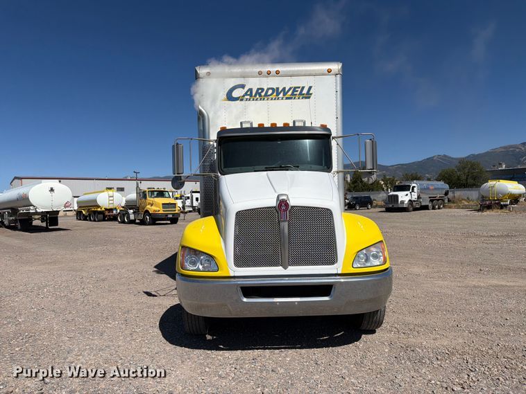 image for item FK4634 2010 Kenworth T370 box truck