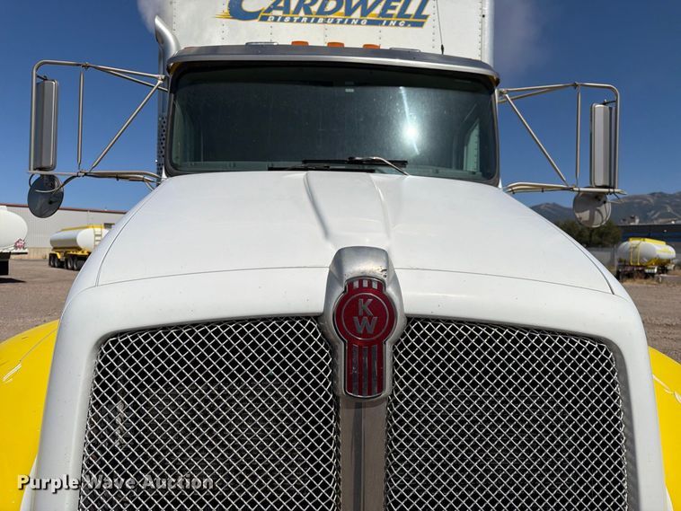 image for item FK4634 2010 Kenworth T370 box truck