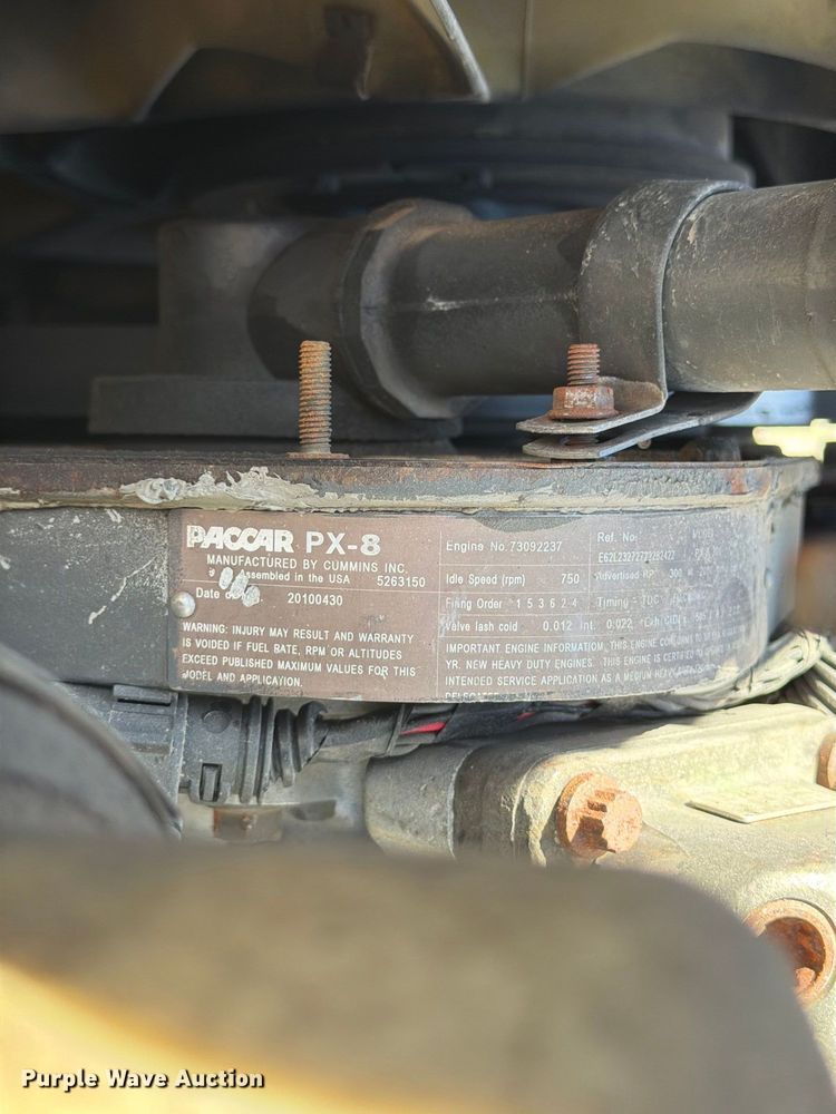 image for item FK4634 2010 Kenworth T370 box truck