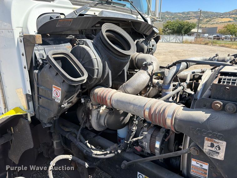 image for item FK4634 2010 Kenworth T370 box truck