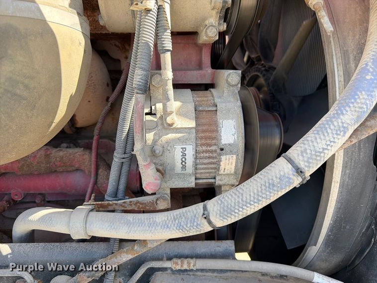 image for item FK4635 2009 Kenworth T8 Series fuel truck