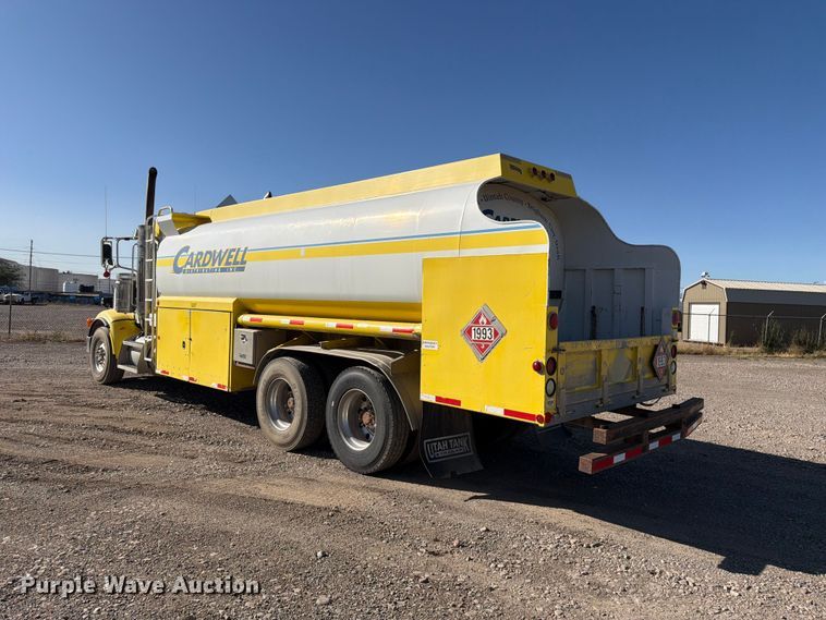image for item FK4637 2012 Peterbilt 367 fuel truck
