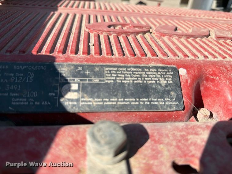 image for item FK4637 2012 Peterbilt 367 fuel truck