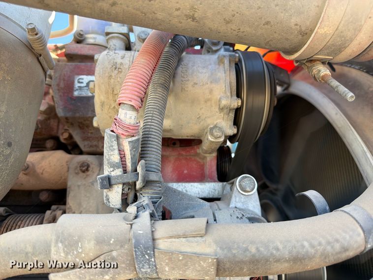 image for item FK4637 2012 Peterbilt 367 fuel truck