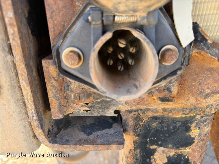 image for item FK4639 2012 Kenworth T800 fuel truck