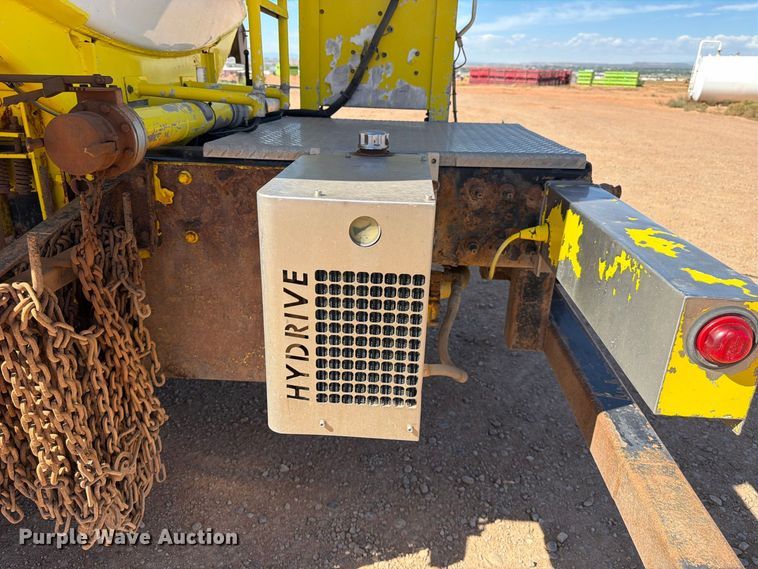 image for item FK4639 2012 Kenworth T800 fuel truck