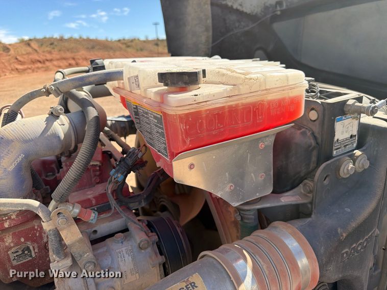 image for item FK4639 2012 Kenworth T800 fuel truck
