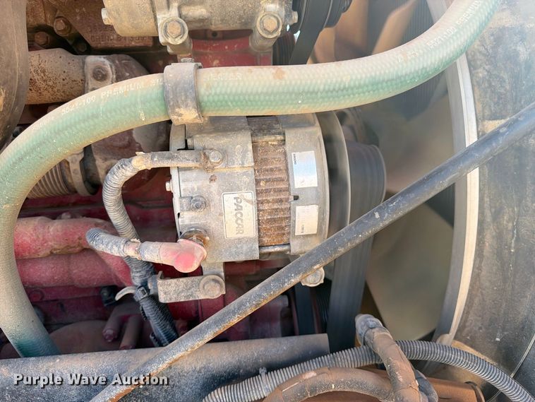 image for item FK4639 2012 Kenworth T800 fuel truck
