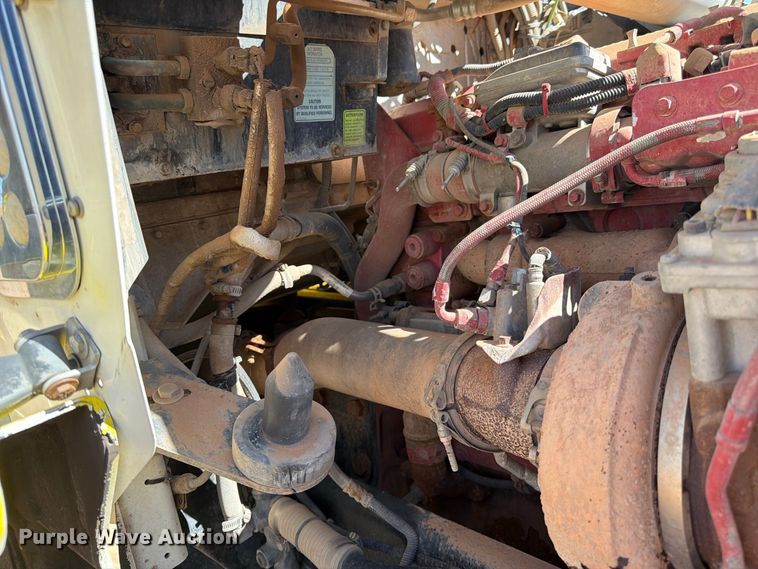 image for item FK4639 2012 Kenworth T800 fuel truck
