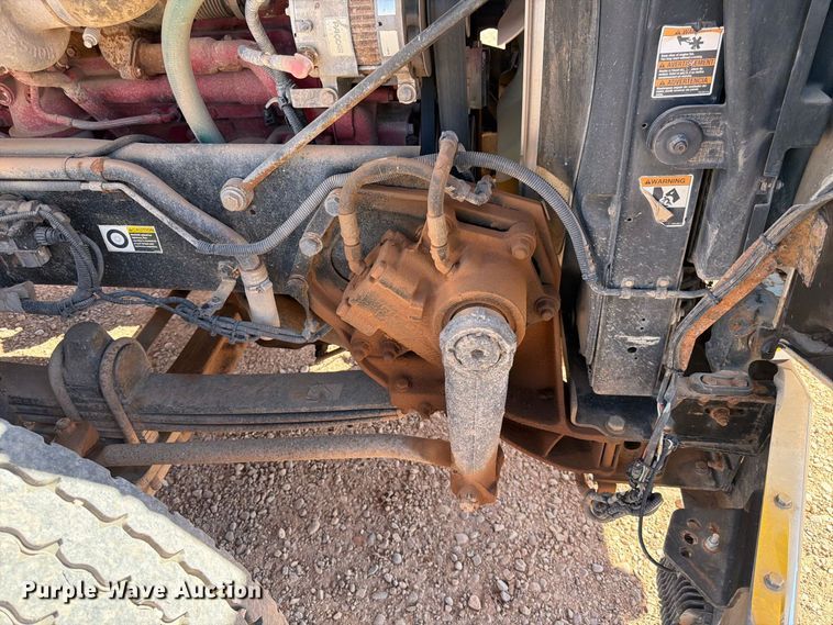 image for item FK4639 2012 Kenworth T800 fuel truck