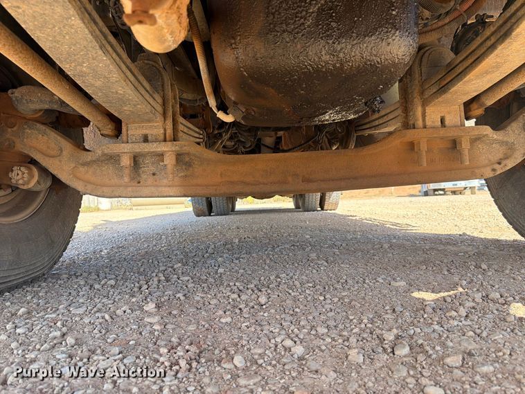 image for item FK4639 2012 Kenworth T800 fuel truck