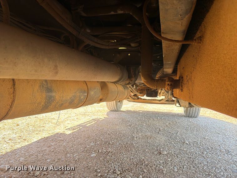 image for item FK4639 2012 Kenworth T800 fuel truck