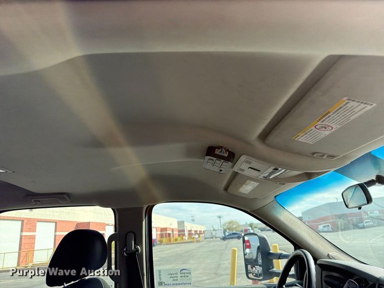 image for item FK4640 2011 Chevrolet Silverado 3500HD Crew Cab flatbed pickup truck