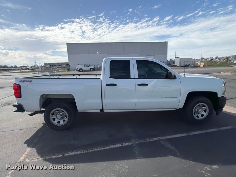 image for item FK4641 2017 Chevrolet Silverado 1500 Ext. Cab pickup truck