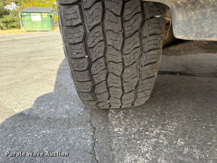 image for item FK4642 2012 Ford F150 XL Ext. Cab pickup truck