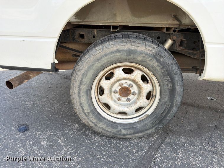image for item FK4642 2012 Ford F150 XL Ext. Cab pickup truck