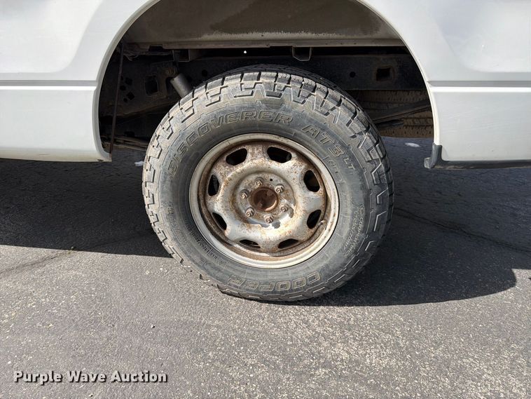 image for item FK4642 2012 Ford F150 XL Ext. Cab pickup truck