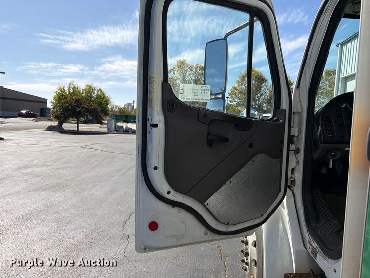 image for item FK4644 2020 Freightliner Business Class M2 side curtain box truck  