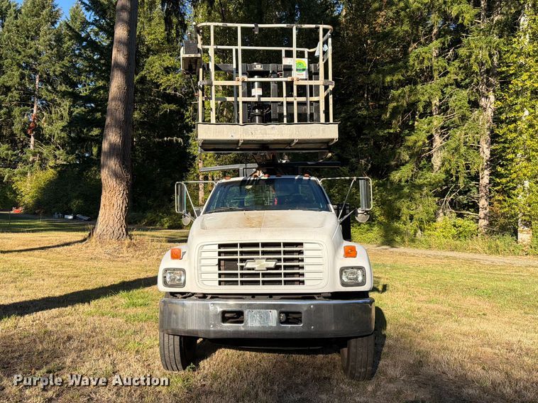 image for item FK4645 2001 Chevrolet C7 bucket truck