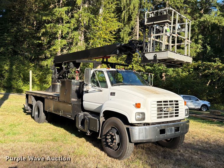 image for item FK4645 2001 Chevrolet C7 bucket truck