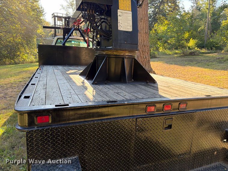 image for item FK4645 2001 Chevrolet C7 bucket truck