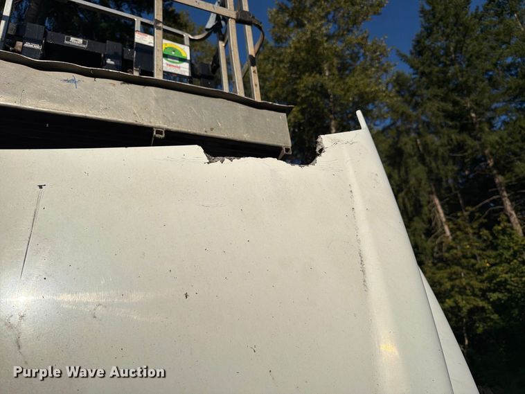 image for item FK4645 2001 Chevrolet C7 bucket truck