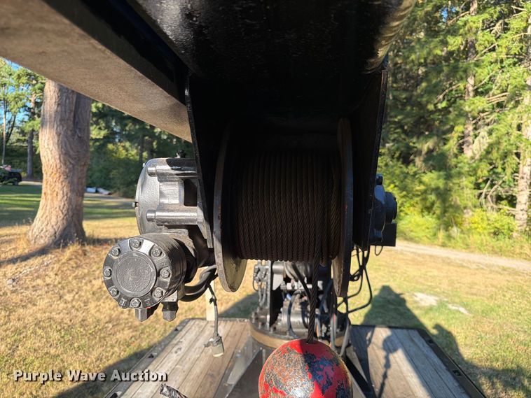image for item FK4645 2001 Chevrolet C7 bucket truck