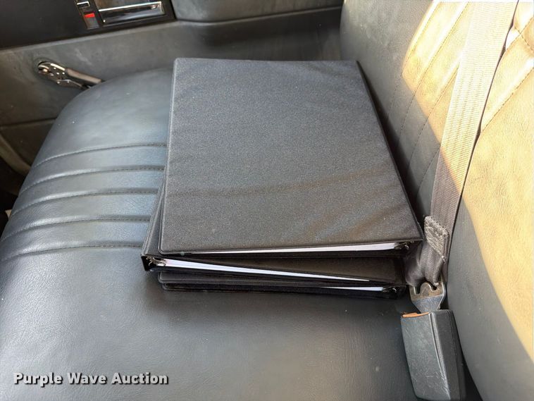image for item FK4645 2001 Chevrolet C7 bucket truck