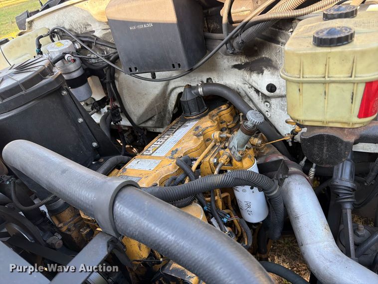 image for item FK4645 2001 Chevrolet C7 bucket truck