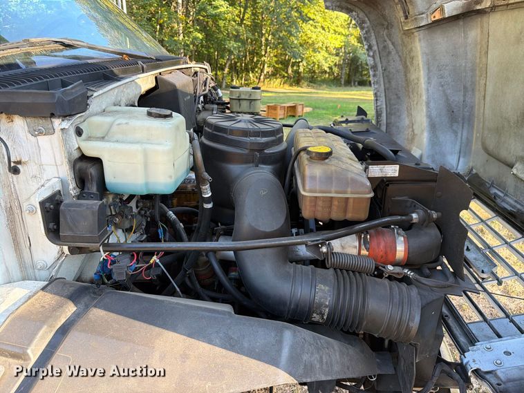 image for item FK4645 2001 Chevrolet C7 bucket truck