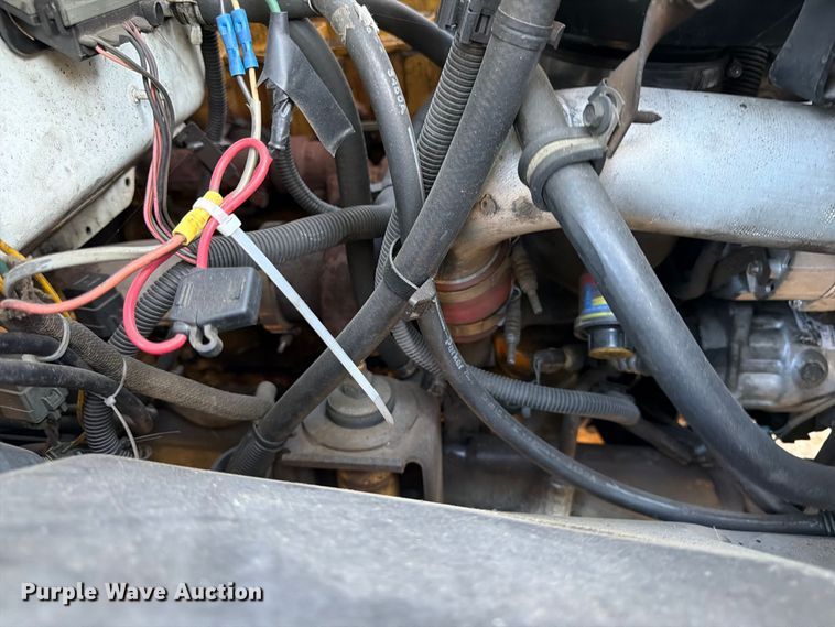image for item FK4645 2001 Chevrolet C7 bucket truck