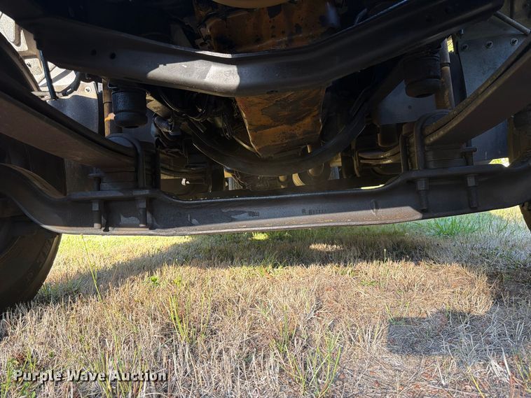 image for item FK4645 2001 Chevrolet C7 bucket truck