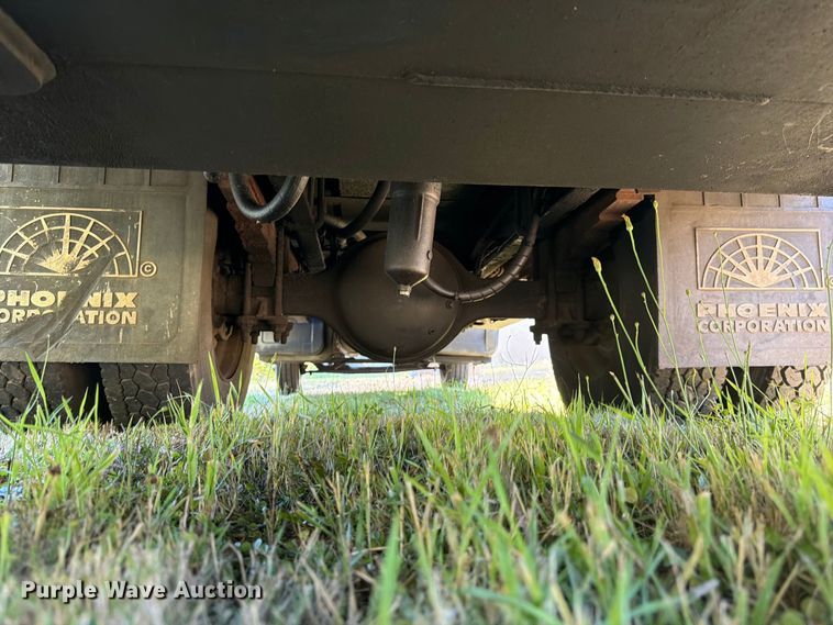 image for item FK4645 2001 Chevrolet C7 bucket truck