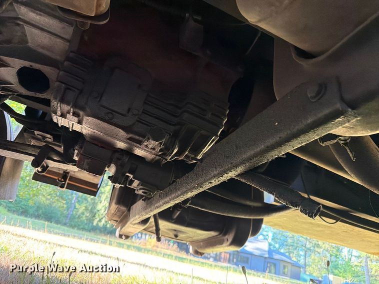 image for item FK4645 2001 Chevrolet C7 bucket truck