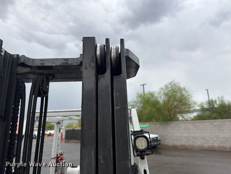image for item FK4646 2017 UniCarriers PF50 forklift