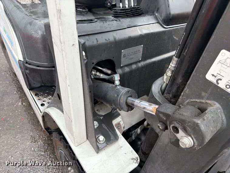 image for item FK4646 2017 UniCarriers PF50 forklift