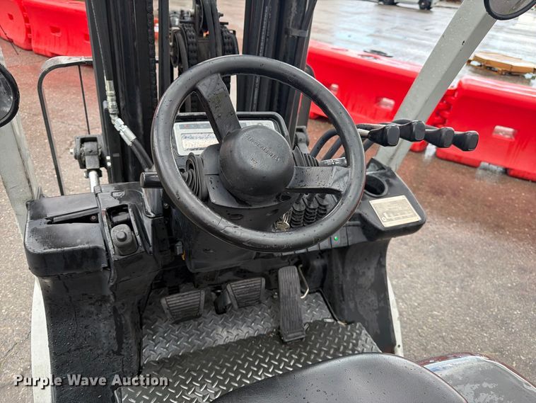 image for item FK4646 2017 UniCarriers PF50 forklift