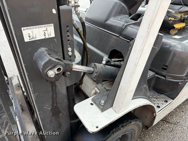 image for item FK4647 2017 UniCarriers PF50 forklift