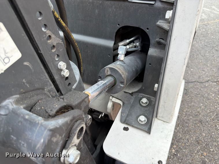 image for item FK4647 2017 UniCarriers PF50 forklift