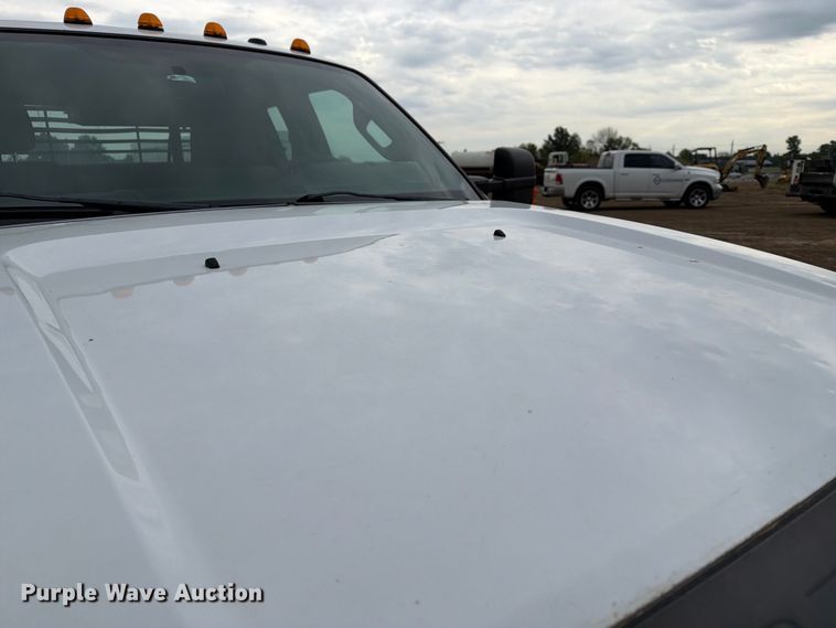 image for item FK5071 2015 Ford F350 Ext. Cab utility bed pickup truck
