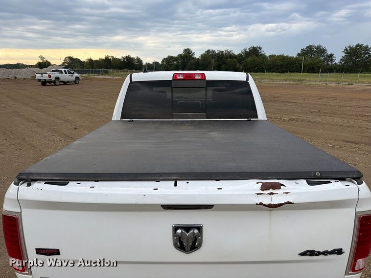 image for item FK5085 2018 RAM 1500 Laramie Crew Cab pickup truck