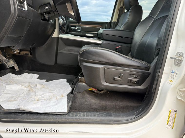 image for item FK5085 2018 RAM 1500 Laramie Crew Cab pickup truck