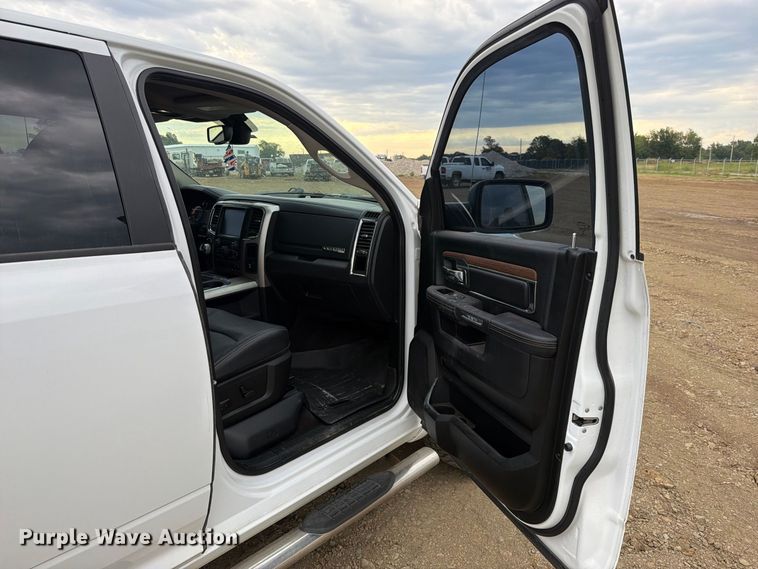 image for item FK5085 2018 RAM 1500 Laramie Crew Cab pickup truck