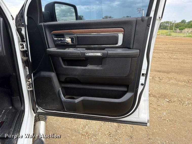 image for item FK5085 2018 RAM 1500 Laramie Crew Cab pickup truck