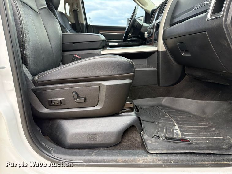 image for item FK5085 2018 RAM 1500 Laramie Crew Cab pickup truck