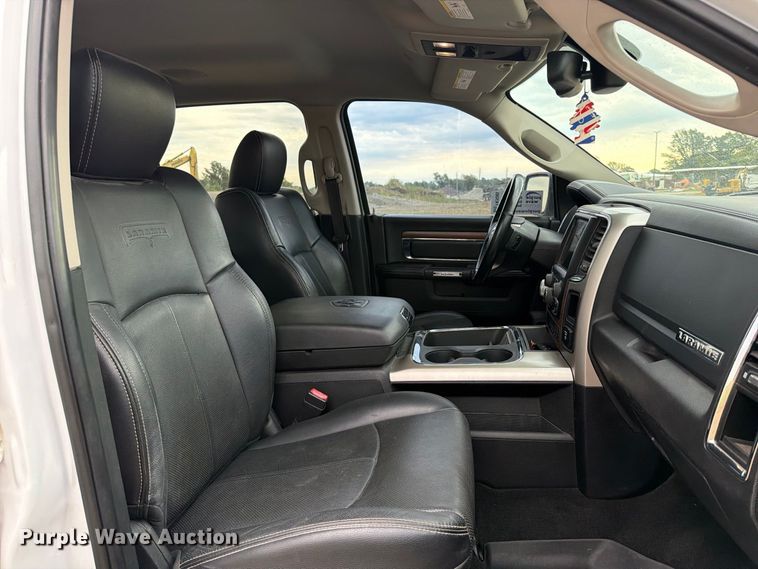 image for item FK5085 2018 RAM 1500 Laramie Crew Cab pickup truck