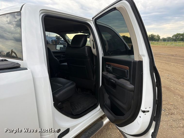 image for item FK5085 2018 RAM 1500 Laramie Crew Cab pickup truck