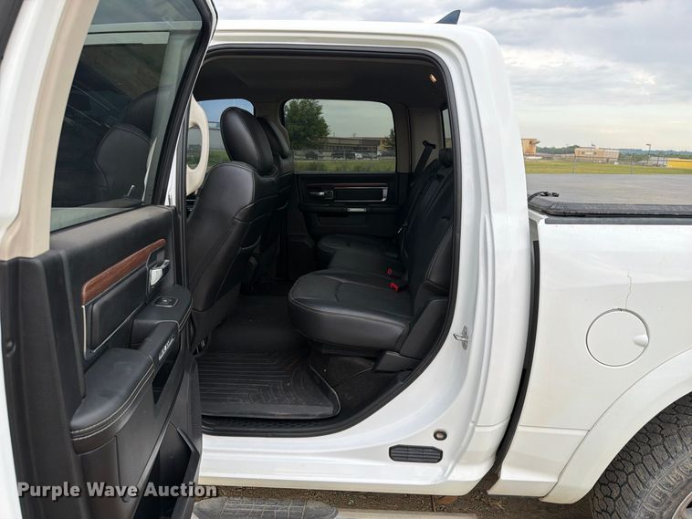 image for item FK5085 2018 RAM 1500 Laramie Crew Cab pickup truck